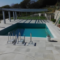 Fourniture et pose de liner pour piscine : choix de matériaux et processus d'installation Cognac